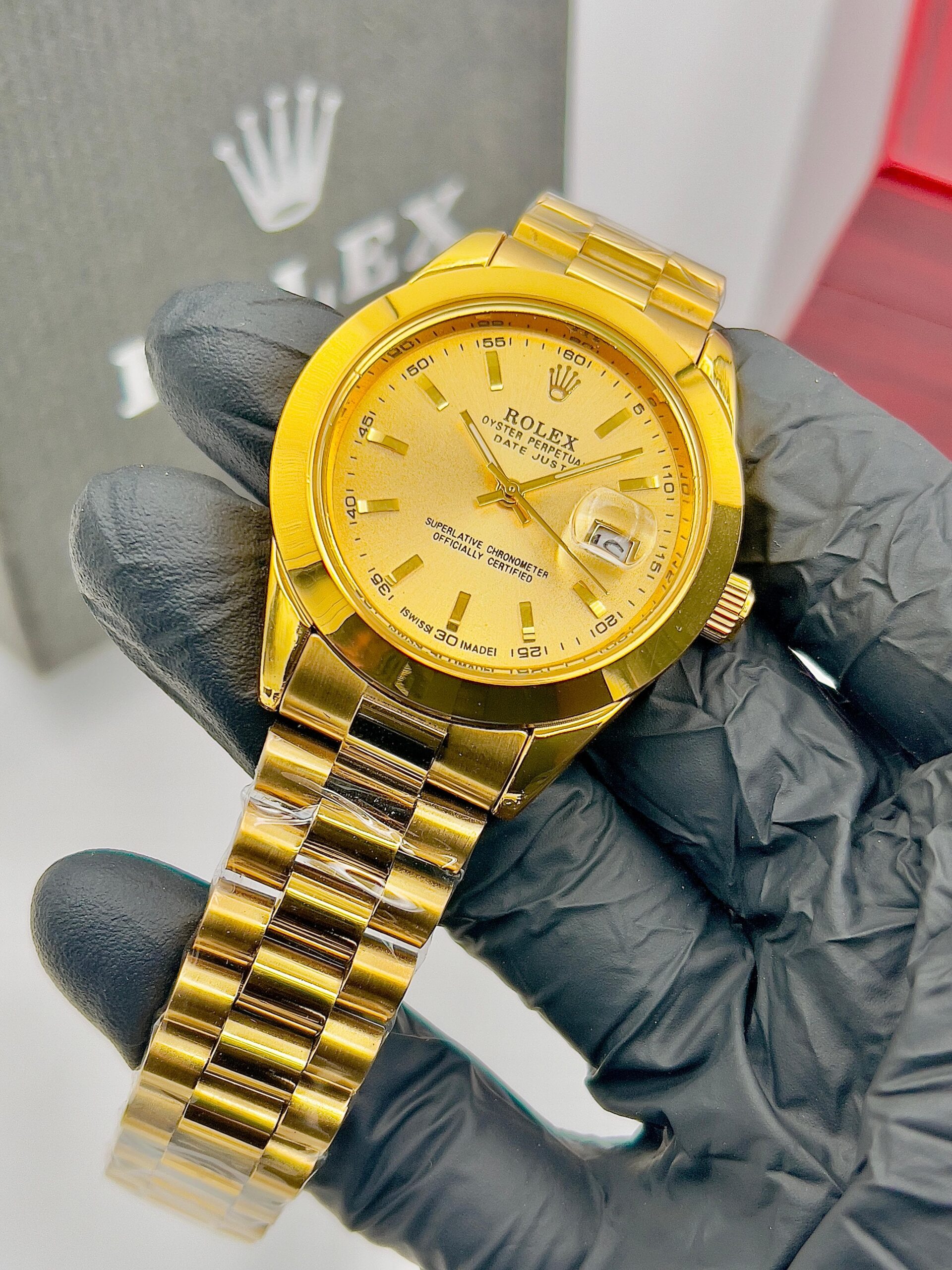 RLX 010- Pure Golden Premium Oyster Perpetual Datejust Luxury Watch for Men – High-End Stainless Steel Finish – Waterproof & Elegant Design - Image 2