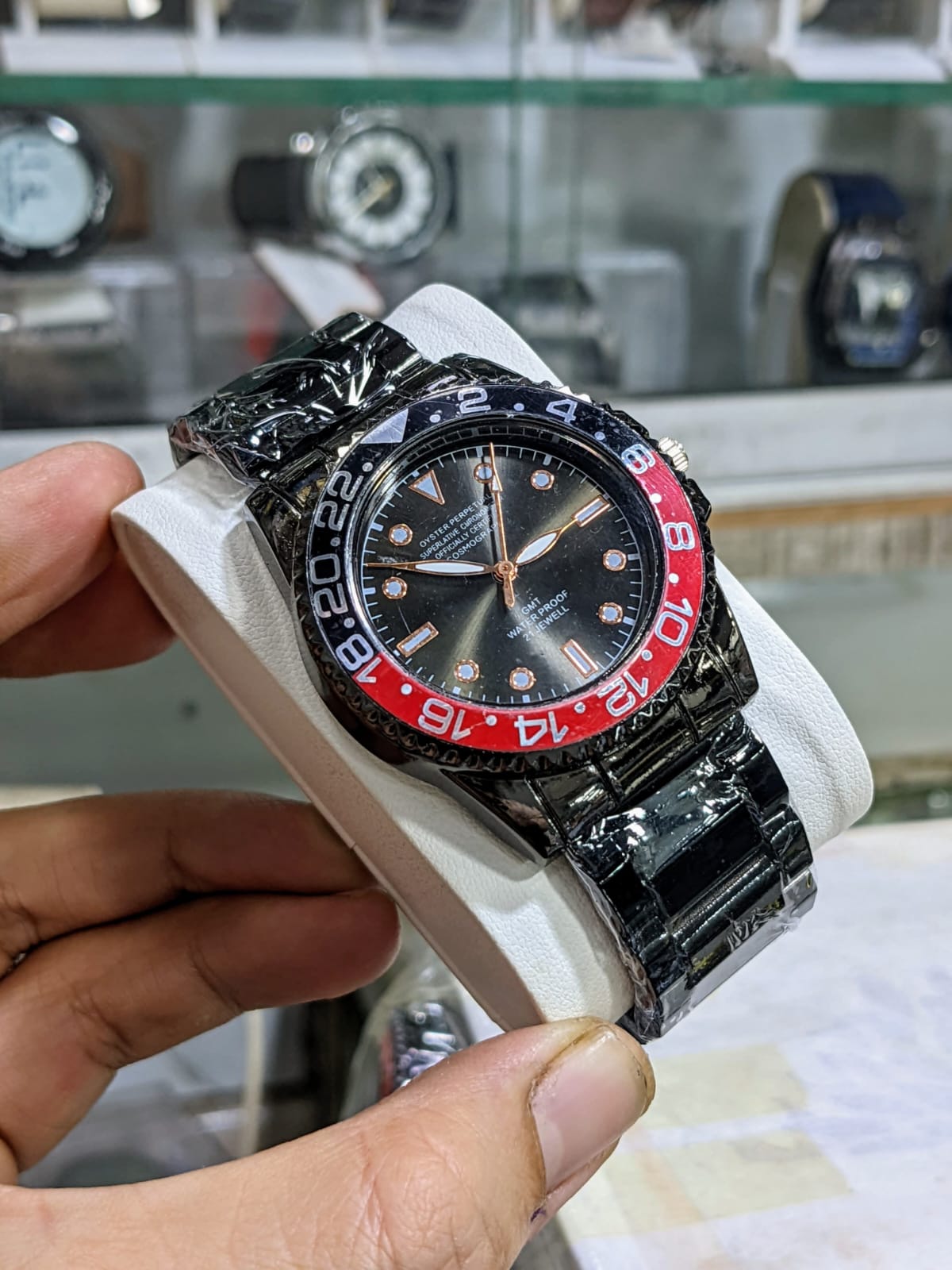 RLX 008- Full black With Red Curve High Quality Quartz Watch (Without Date)