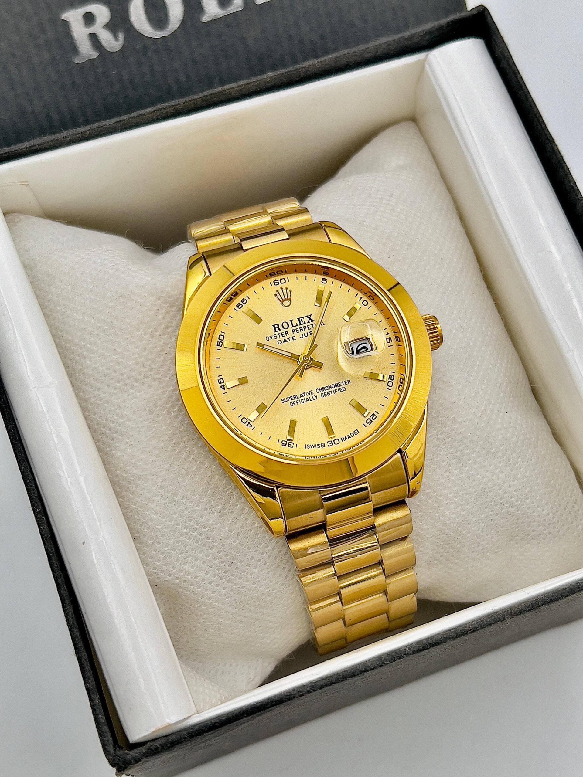 RLX 010- Pure Golden Premium Oyster Perpetual Datejust Luxury Watch for Men – High-End Stainless Steel Finish – Waterproof & Elegant Design - Image 3